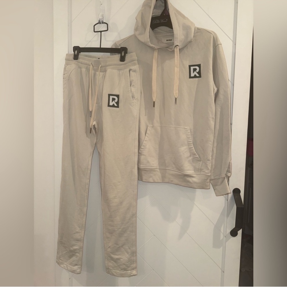 NWT Buck Mason Brushed Loopback Hoodie
Sweatpants Set XS Ryan Aviation Heathered - Picture 4 of 10